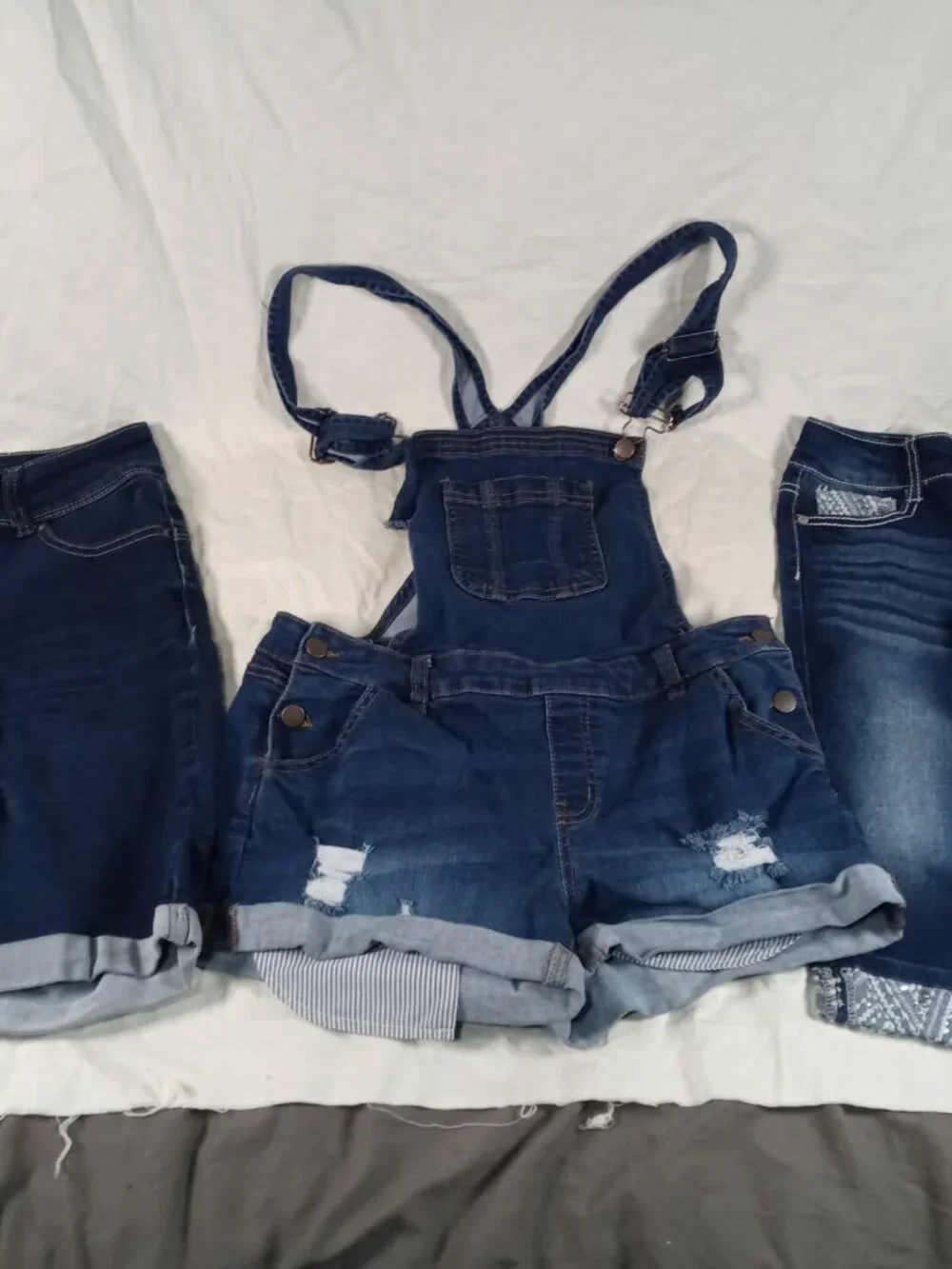 3 Lot Assorted Girls Blue Jean Demin Design Shorts Bundle in Great Cond